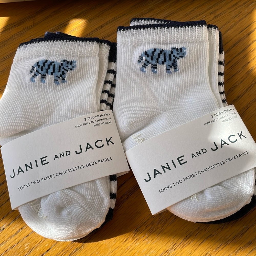 Janie and Jack 4 Pairs of Socks Size 3 to 6 Months NEW with Tags